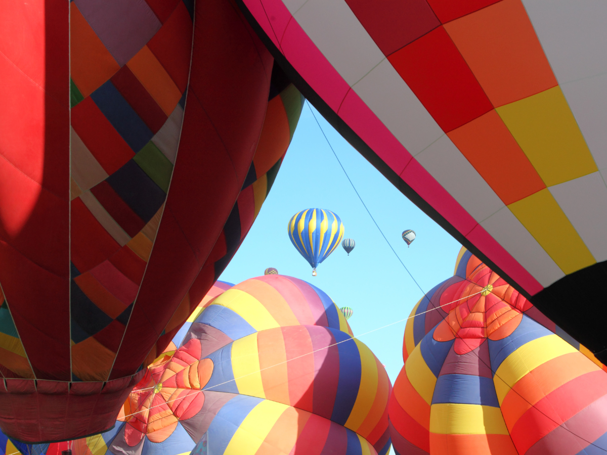 hot-air-balloons-create -fun-summer-activities-for-everyone
