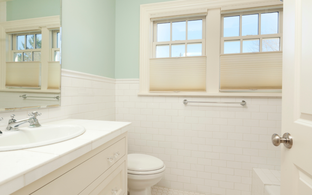 Quick 15-minute bathroom cleaning routine.